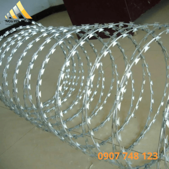 Hàng rào dây kẽm gai Hàng rào dây kẽm gai