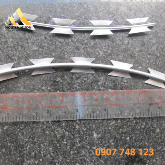 Kẽm gai concertina